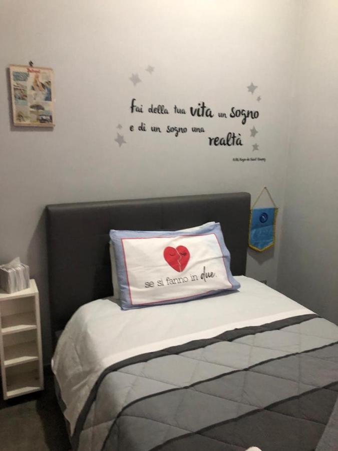 نابولي B&B Michela المظهر الخارجي الصورة